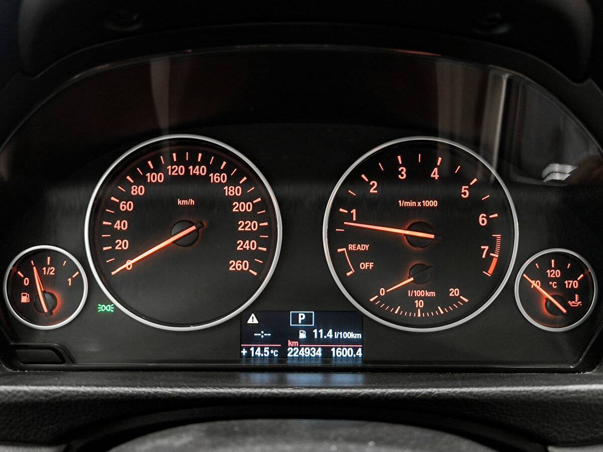 Купить BMW 3 серии с пробегом. Фото: #12