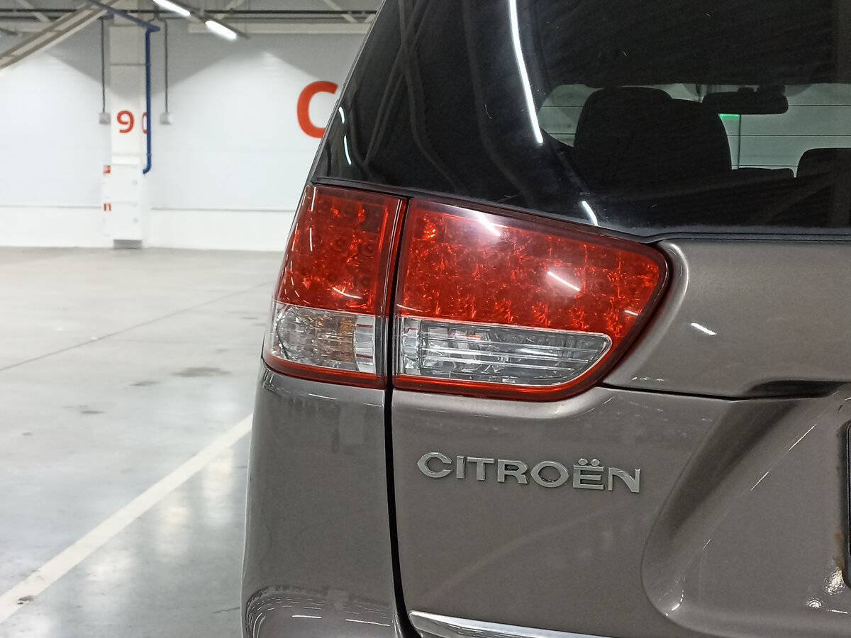 Купить Citroen C-Crosser с пробегом. Фото: #8