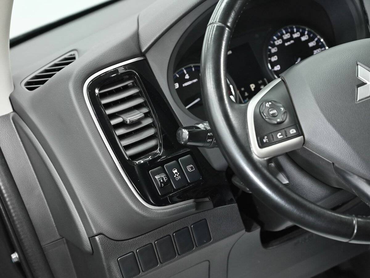 Продажа Б/У Митсубиши Оутлэндер. Фото: #8