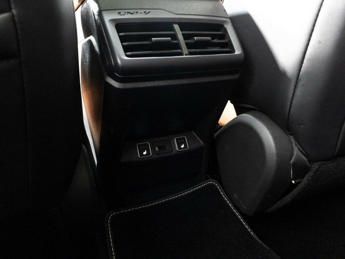 Купить Changan UNI-V с пробегом. Фото: #23