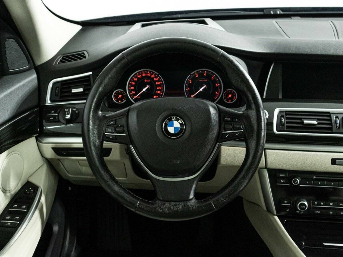 Купить BMW 5 серии с пробегом. Фото: #24