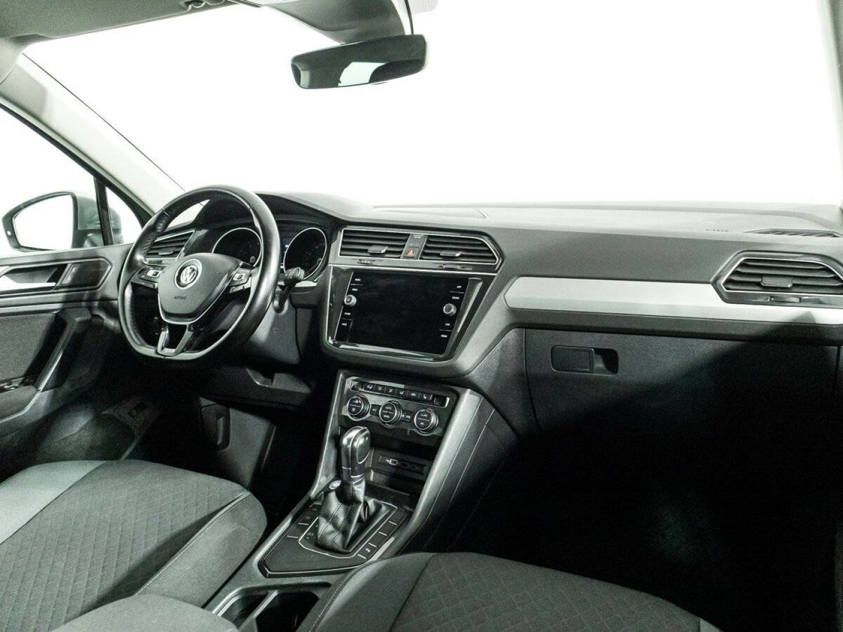 Купить Volkswagen Tiguan с пробегом. Фото: #8