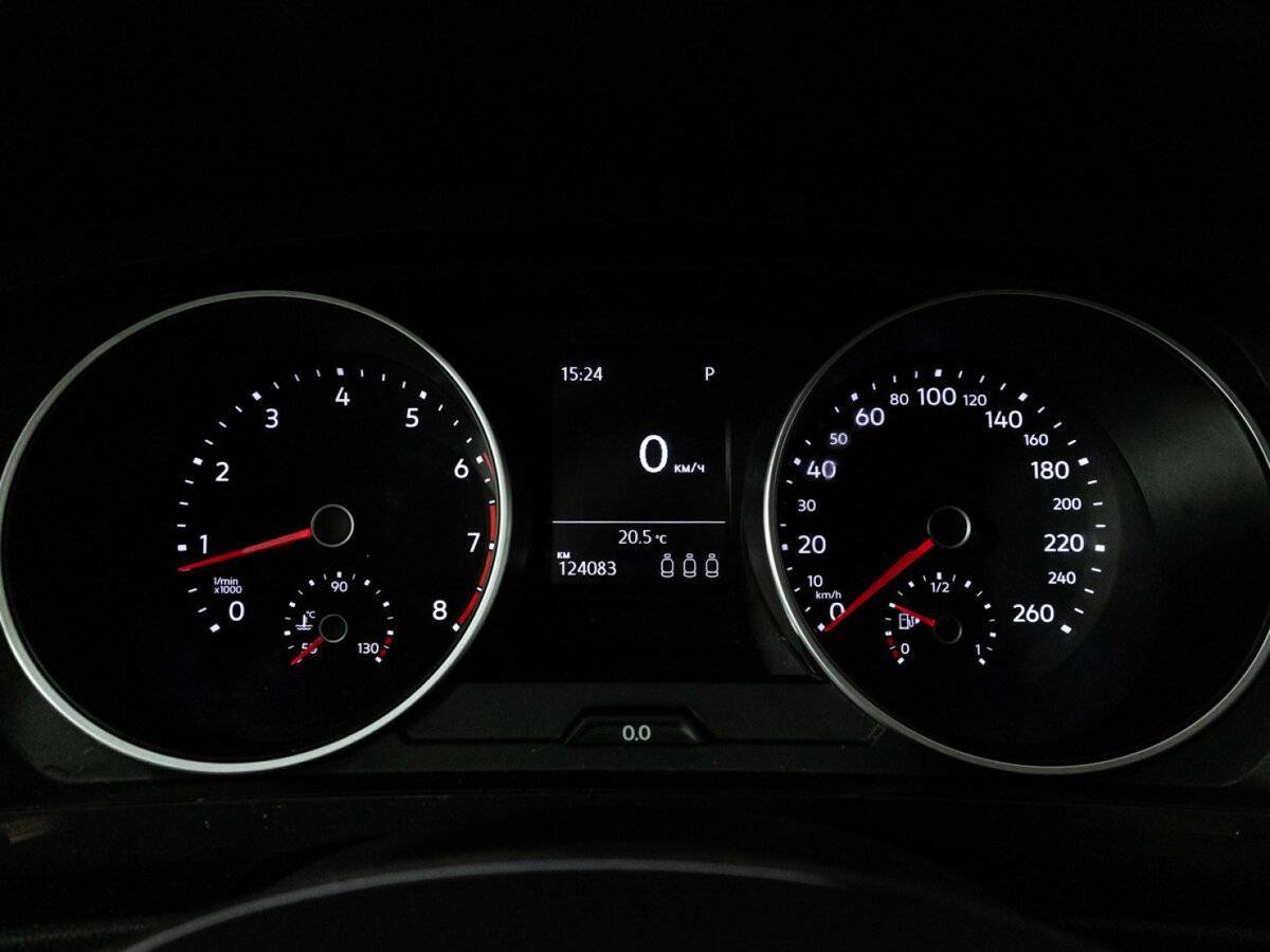 Купить Volkswagen Tiguan с пробегом. Фото: #11