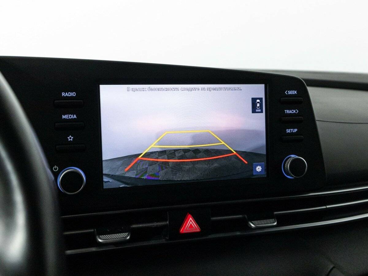 Купить Hyundai Elantra с пробегом. Фото: #14