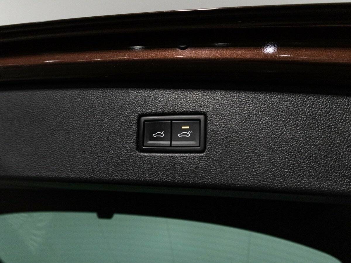 Купить Volkswagen Tiguan с пробегом. Фото: #15