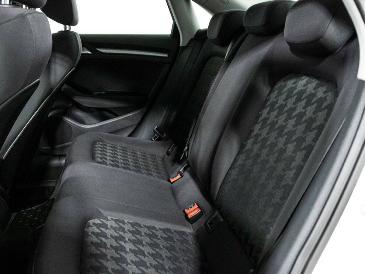 Купить Audi A3 с пробегом. Фото: #9
