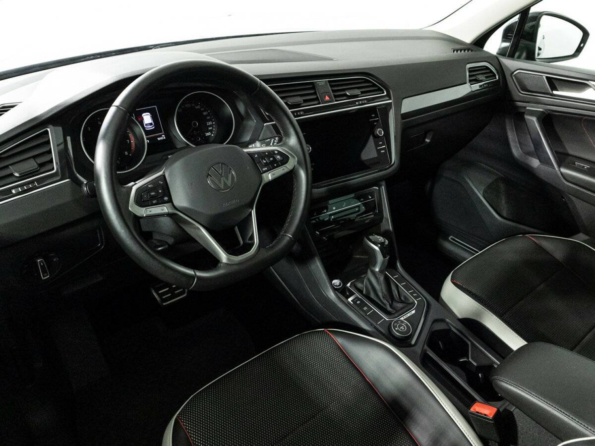 Купить Volkswagen Tiguan с пробегом. Фото: #10