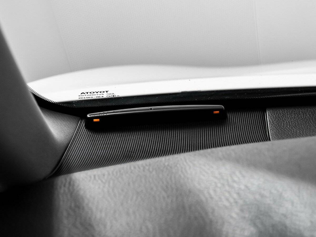 Купить Toyota Camry с пробегом. Фото: #18