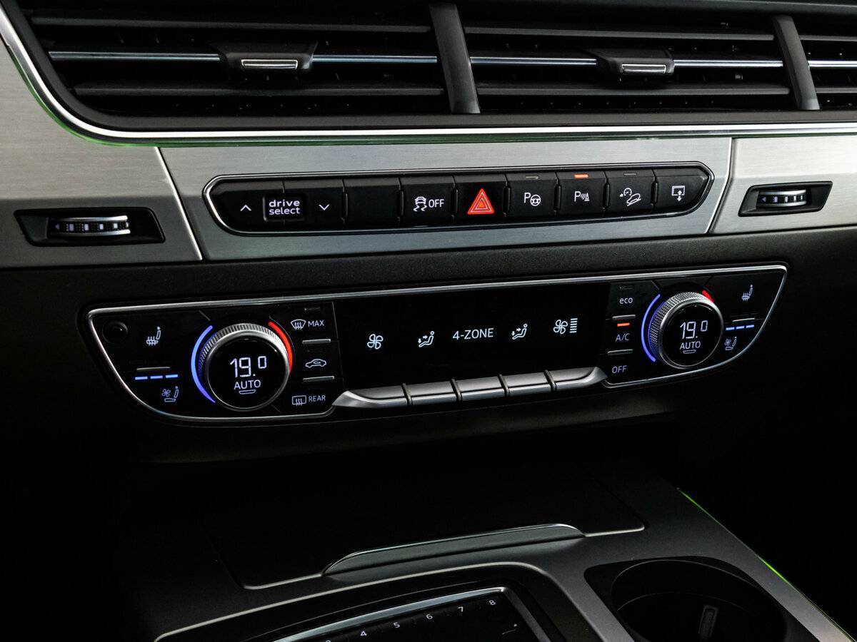 Купить Audi Q7 с пробегом. Фото: #20