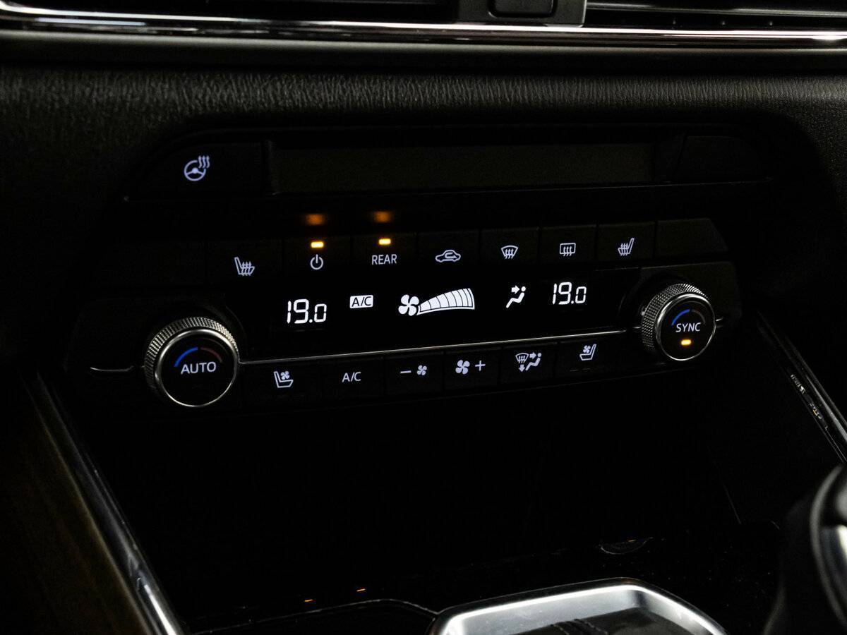 Купить Mazda CX-9 с пробегом. Фото: #22