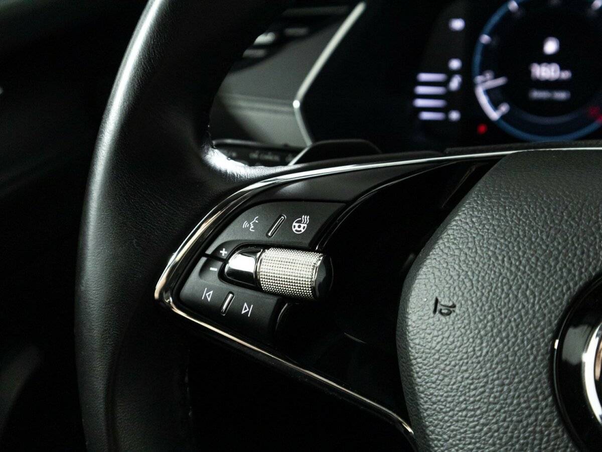 Купить Skoda Octavia с пробегом. Фото: #19