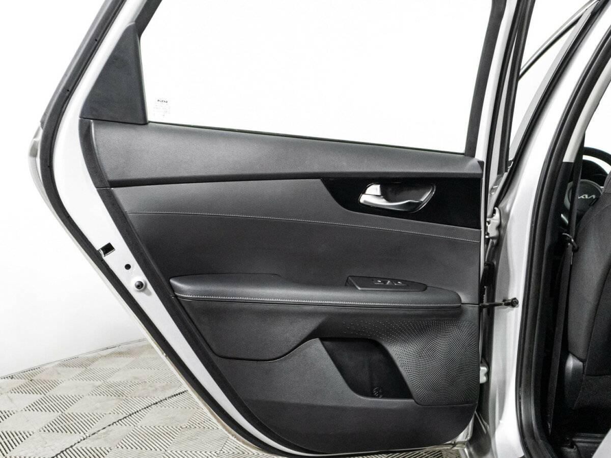 Купить Kia Cerato с пробегом. Фото: #25