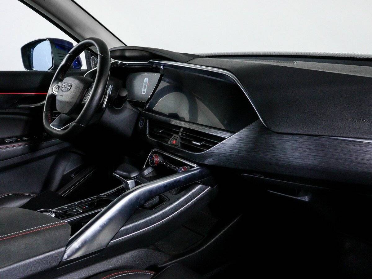 Купить Geely Tugella с пробегом. Фото: #8