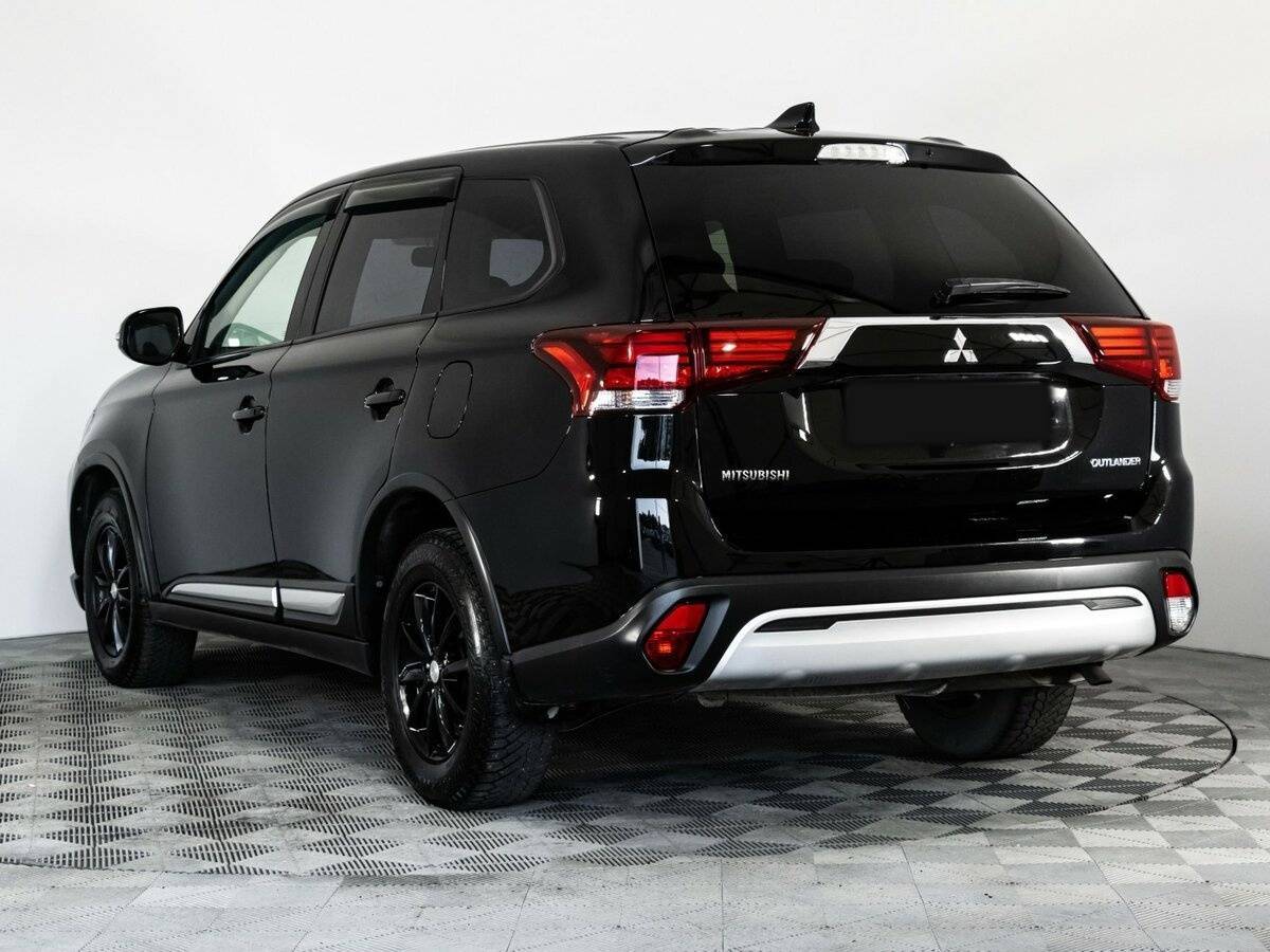 Купить Mitsubishi Outlander с пробегом. Фото: #6