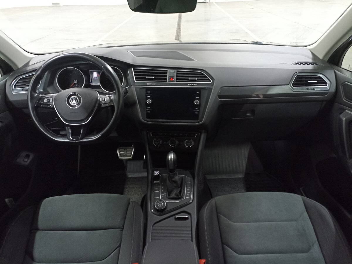 Купить Volkswagen Tiguan с пробегом. Фото: #13