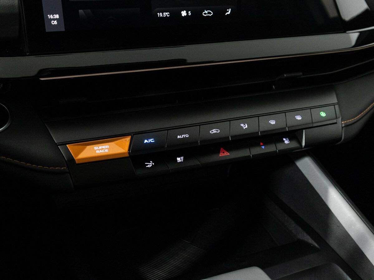 Купить Changan UNI-V с пробегом. Фото: #23