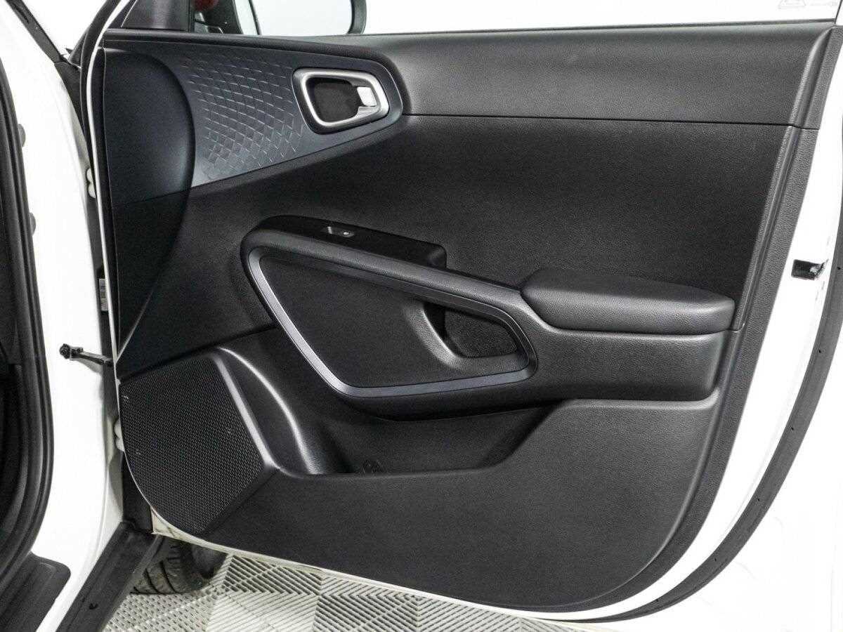 Купить Kia Soul с пробегом. Фото: #23