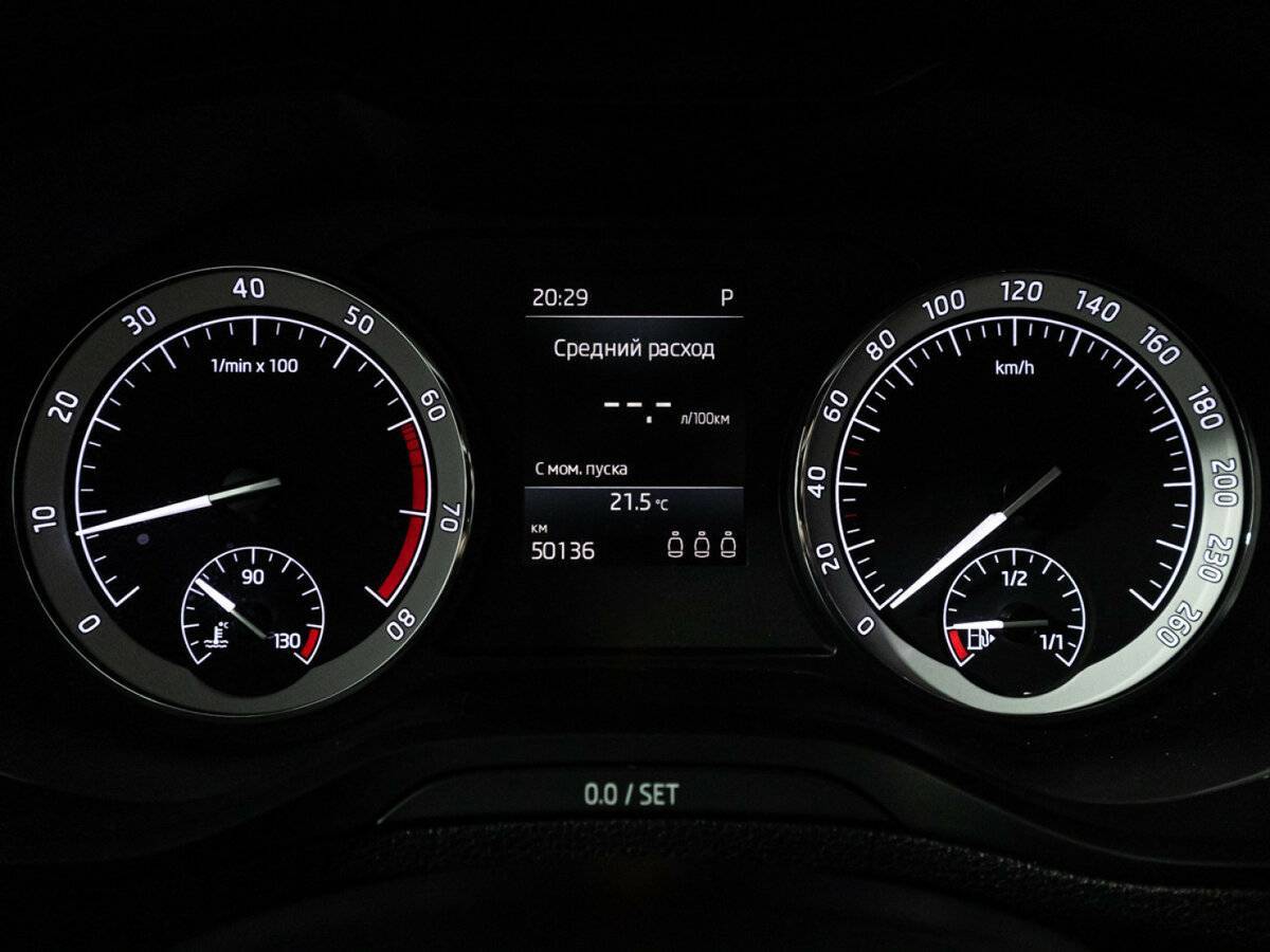 Купить Skoda Karoq с пробегом. Фото: #11