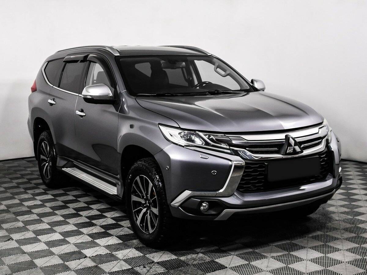 Купить Mitsubishi Pajero Sport с пробегом. Фото: #2