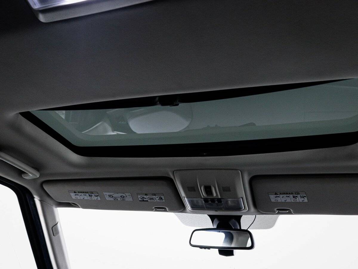 Купить Land Rover Discovery с пробегом. Фото: #15