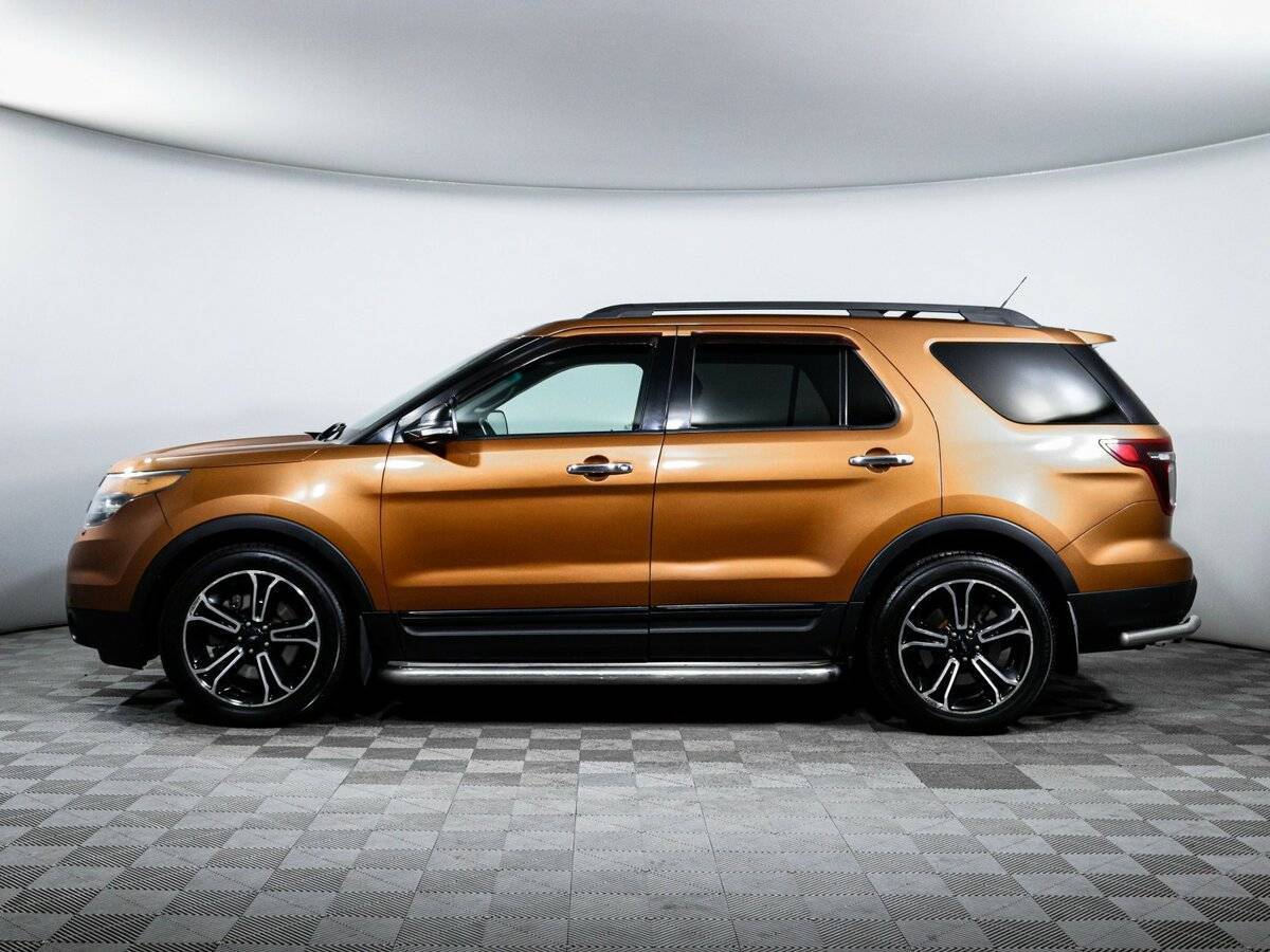 Купить Ford Explorer с пробегом. Фото: #6