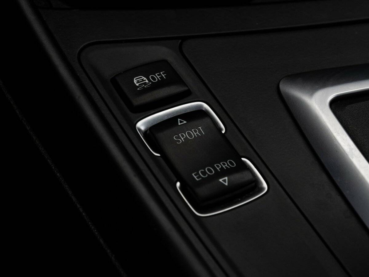 Купить BMW 1 серии с пробегом. Фото: #10