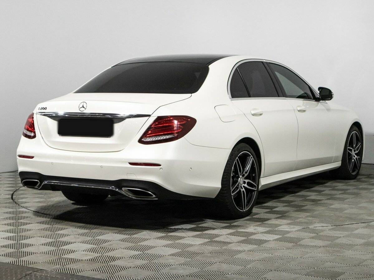 Купить Mercedes-Benz E-Класс с пробегом. Фото: #4