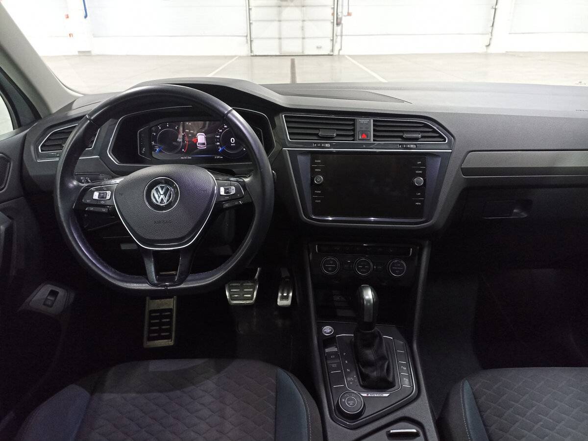 Купить Volkswagen Tiguan с пробегом. Фото: #13