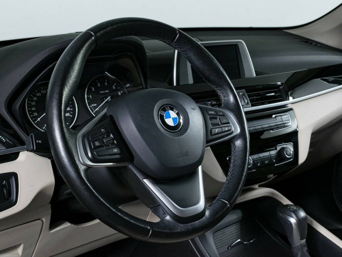 Купить BMW X1 с пробегом. Фото: #12