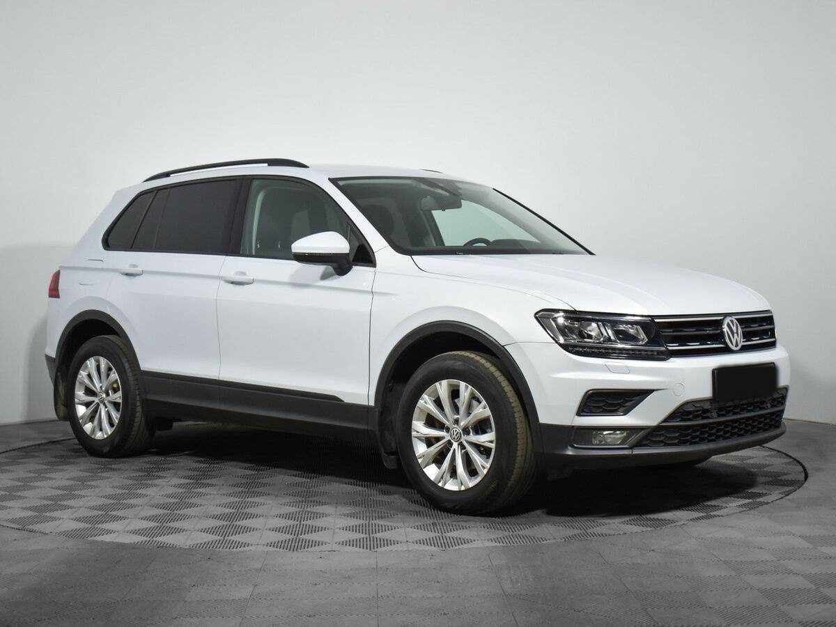 Купить Volkswagen Tiguan с пробегом. Фото: #2