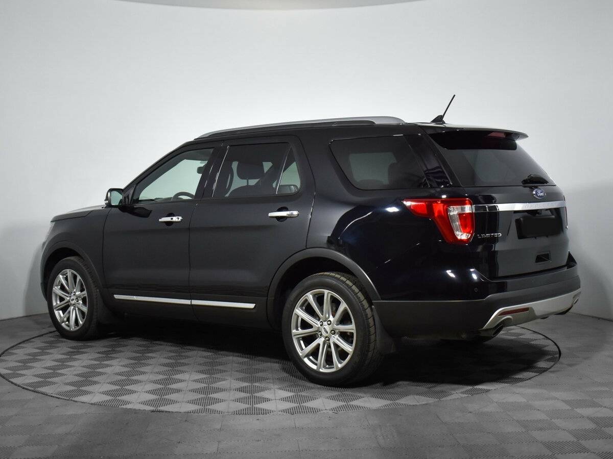 Купить Ford Explorer с пробегом. Фото: #5