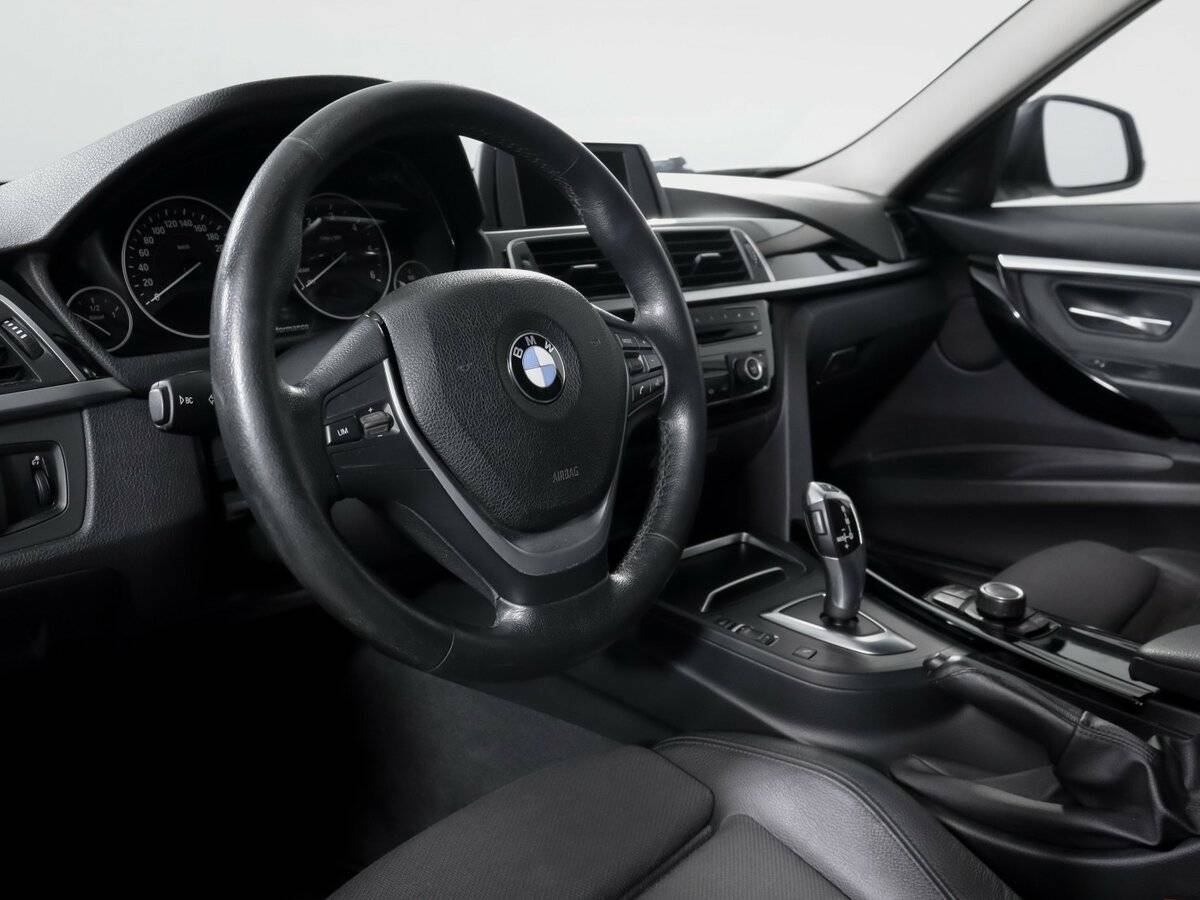 Купить BMW 3 серии с пробегом. Фото: #10