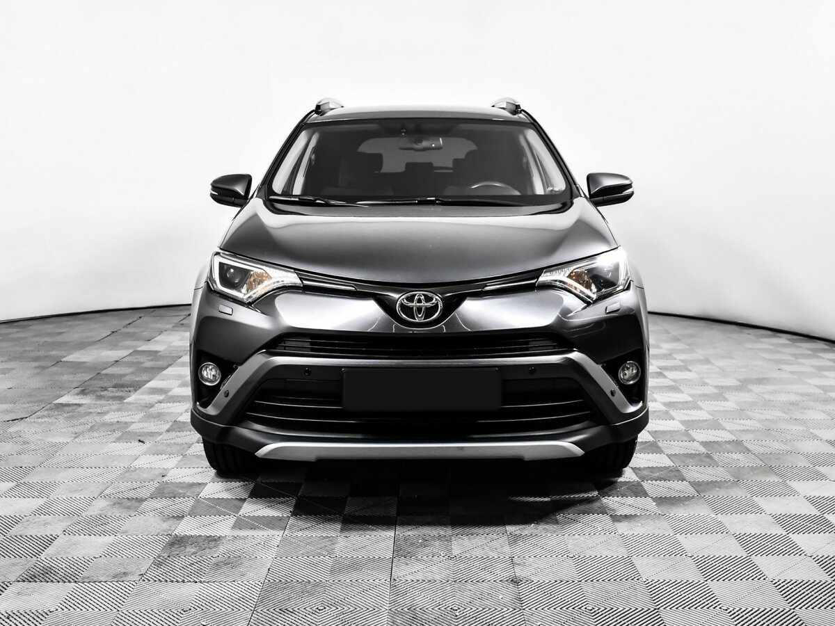 Купить Toyota RAV4 с пробегом. Фото: #1