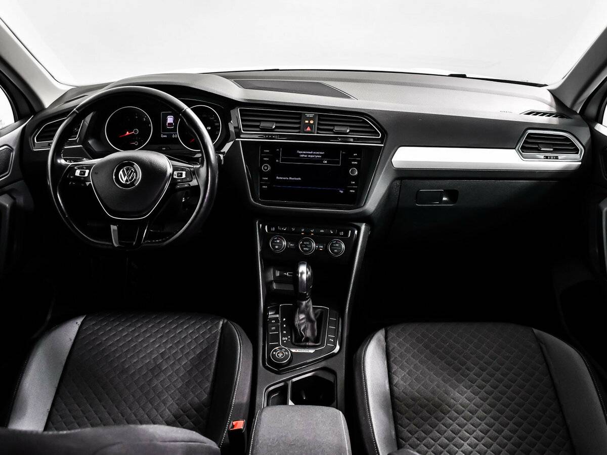 Купить Volkswagen Tiguan с пробегом. Фото: #9