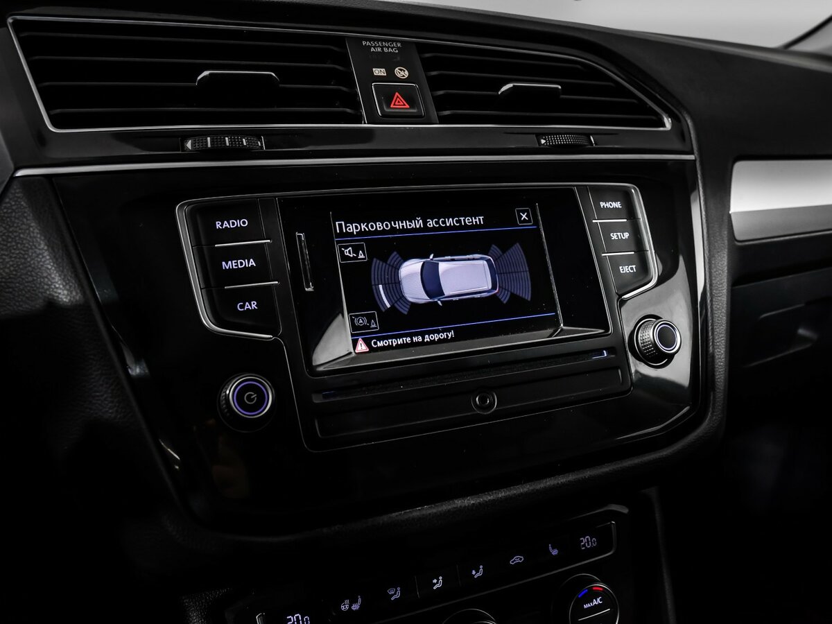 Купить Volkswagen Tiguan с пробегом. Фото: #10