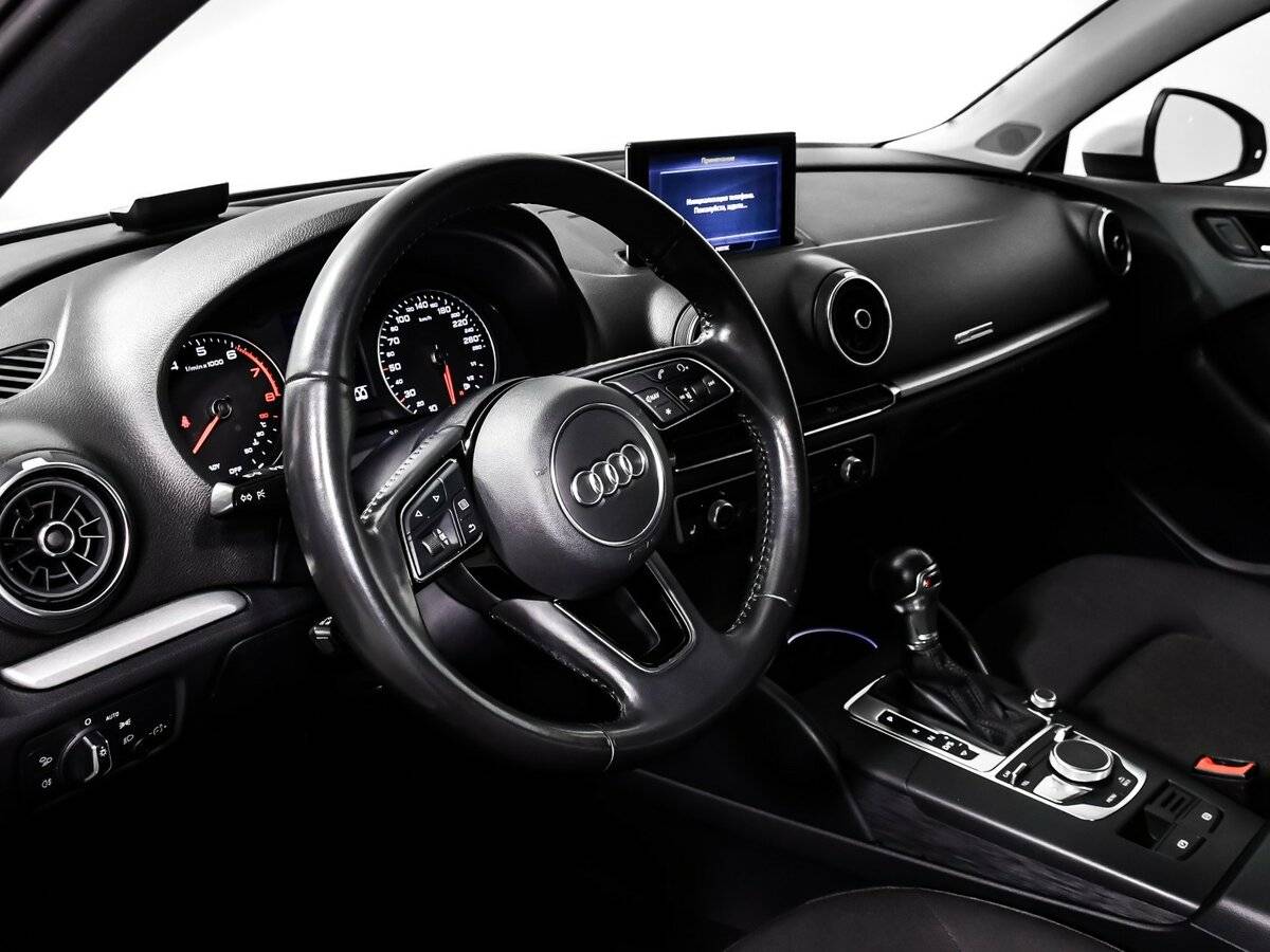 Купить Audi A3 с пробегом. Фото: #11