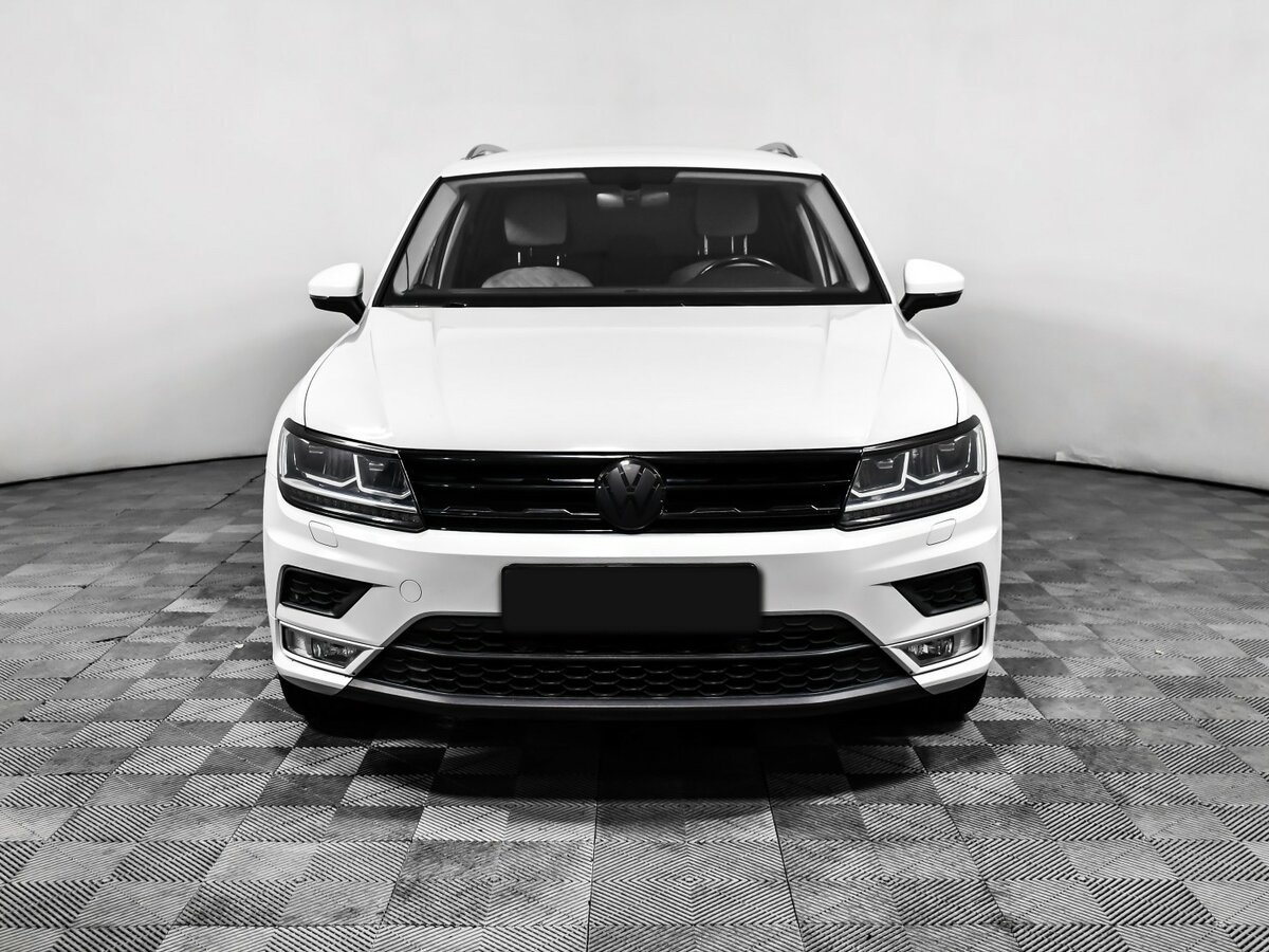 Купить Volkswagen Tiguan с пробегом. Фото: #1