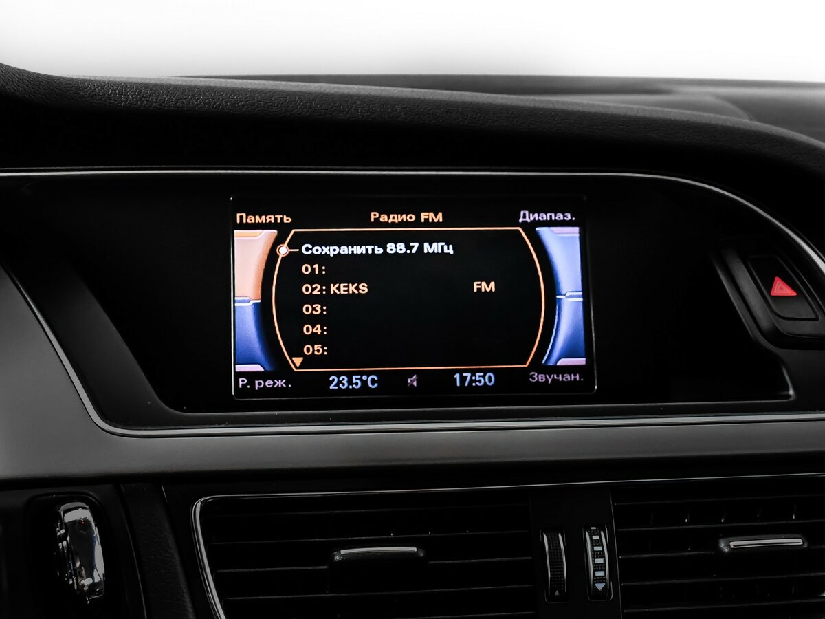 Купить Audi A4 с пробегом. Фото: #10