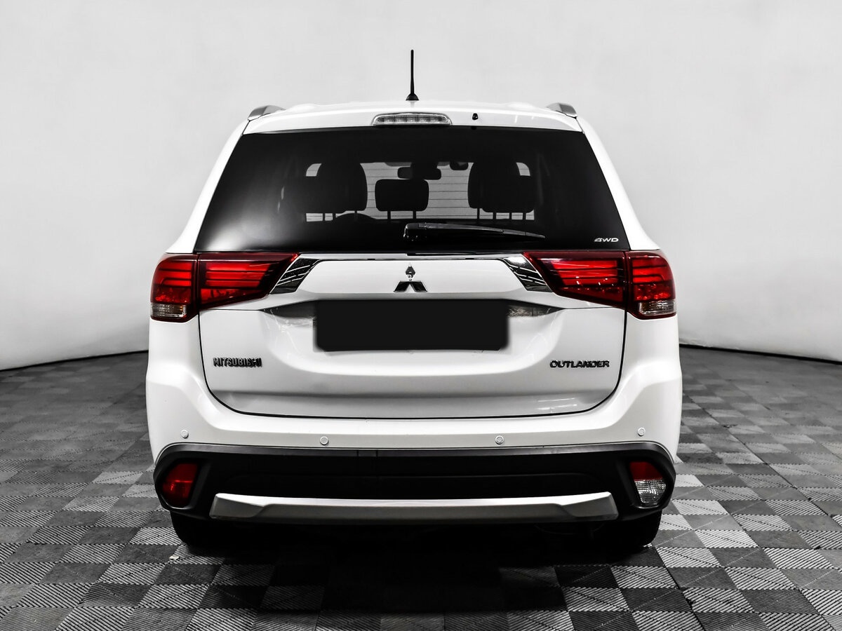 Купить Mitsubishi Outlander с пробегом. Фото: #5