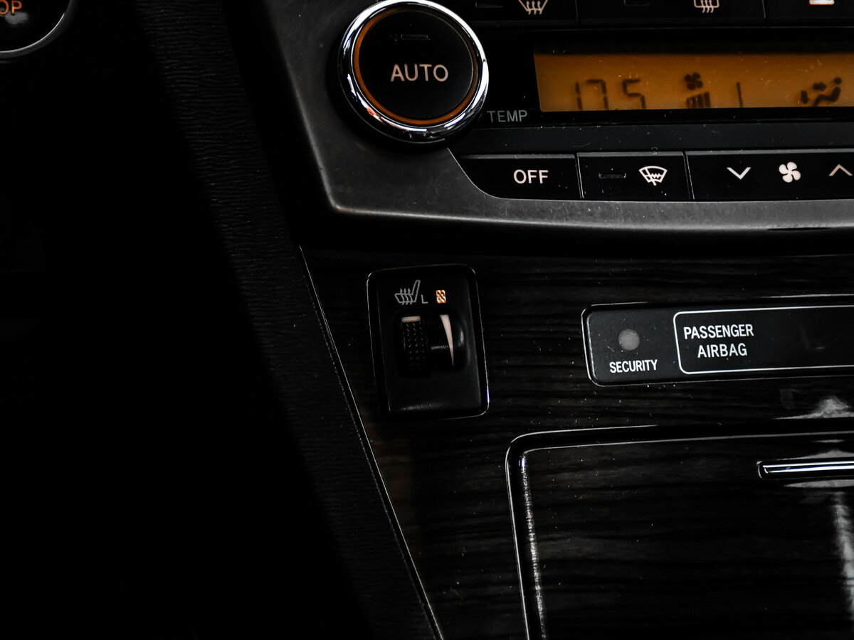 Продажа Б/У Тойота Авенсис. Фото: #17