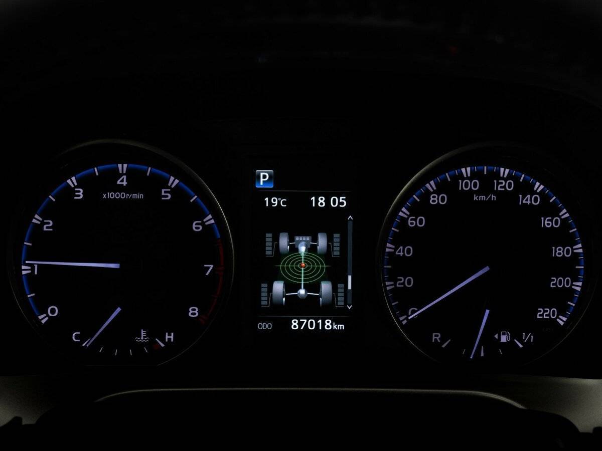 Купить Toyota RAV4 с пробегом. Фото: #16