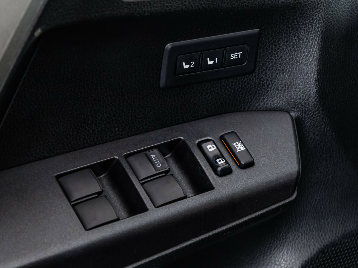 Купить Toyota RAV4 с пробегом. Фото: #15