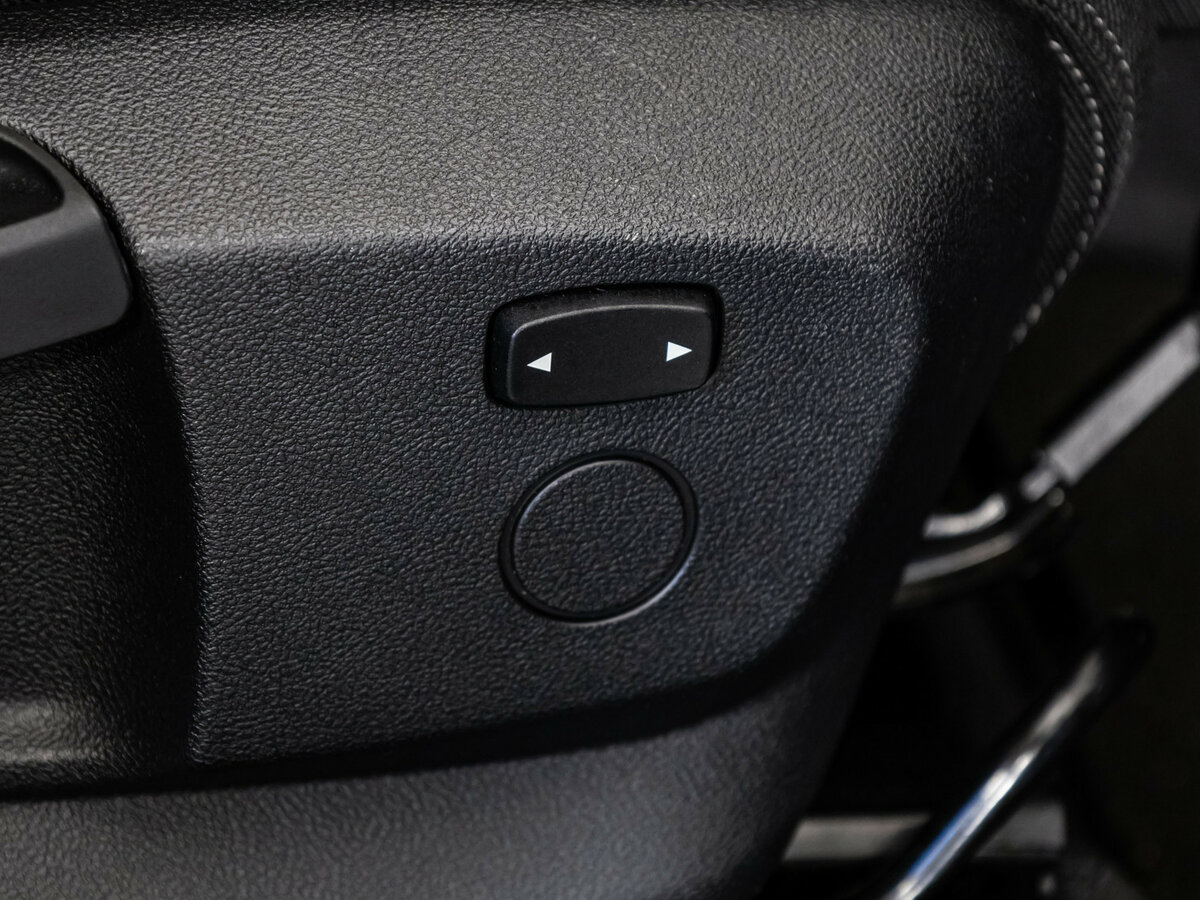 Купить BMW X1 с пробегом. Фото: #25