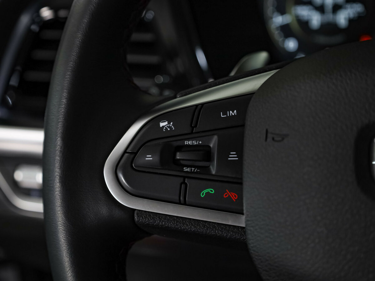 Купить Geely Tugella с пробегом. Фото: #9