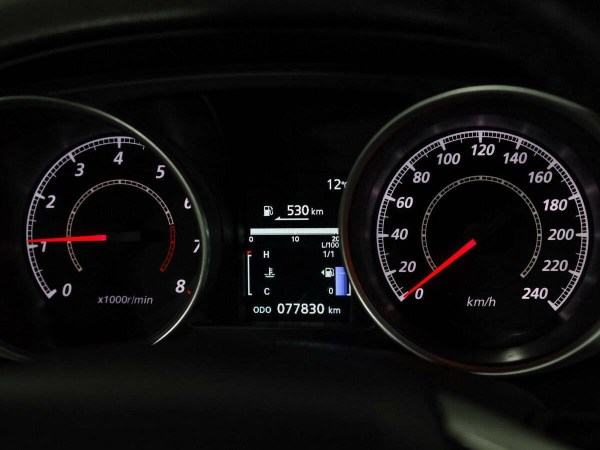 Продажа Б/У Митсубиши АС-Икс. Фото: #8