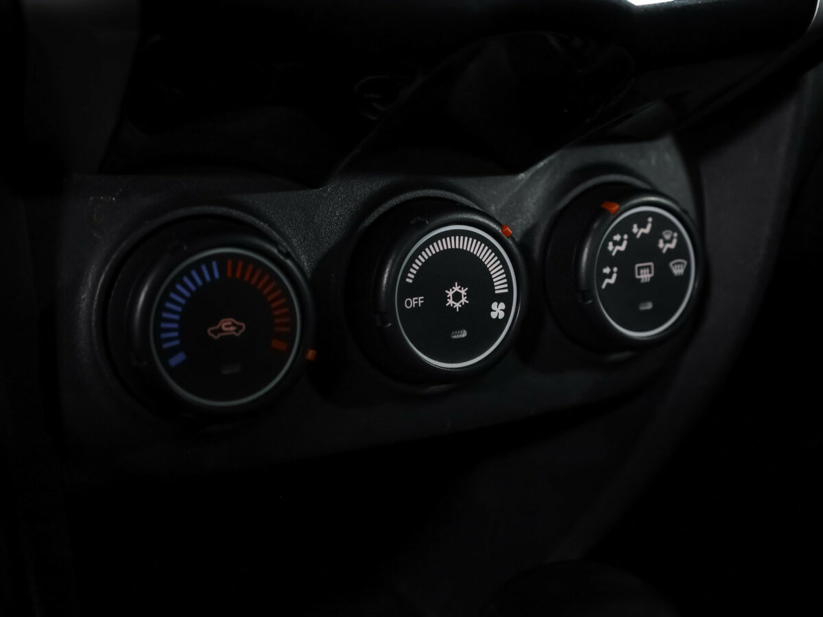 Продажа Б/У Митсубиши АС-Икс. Фото: #15