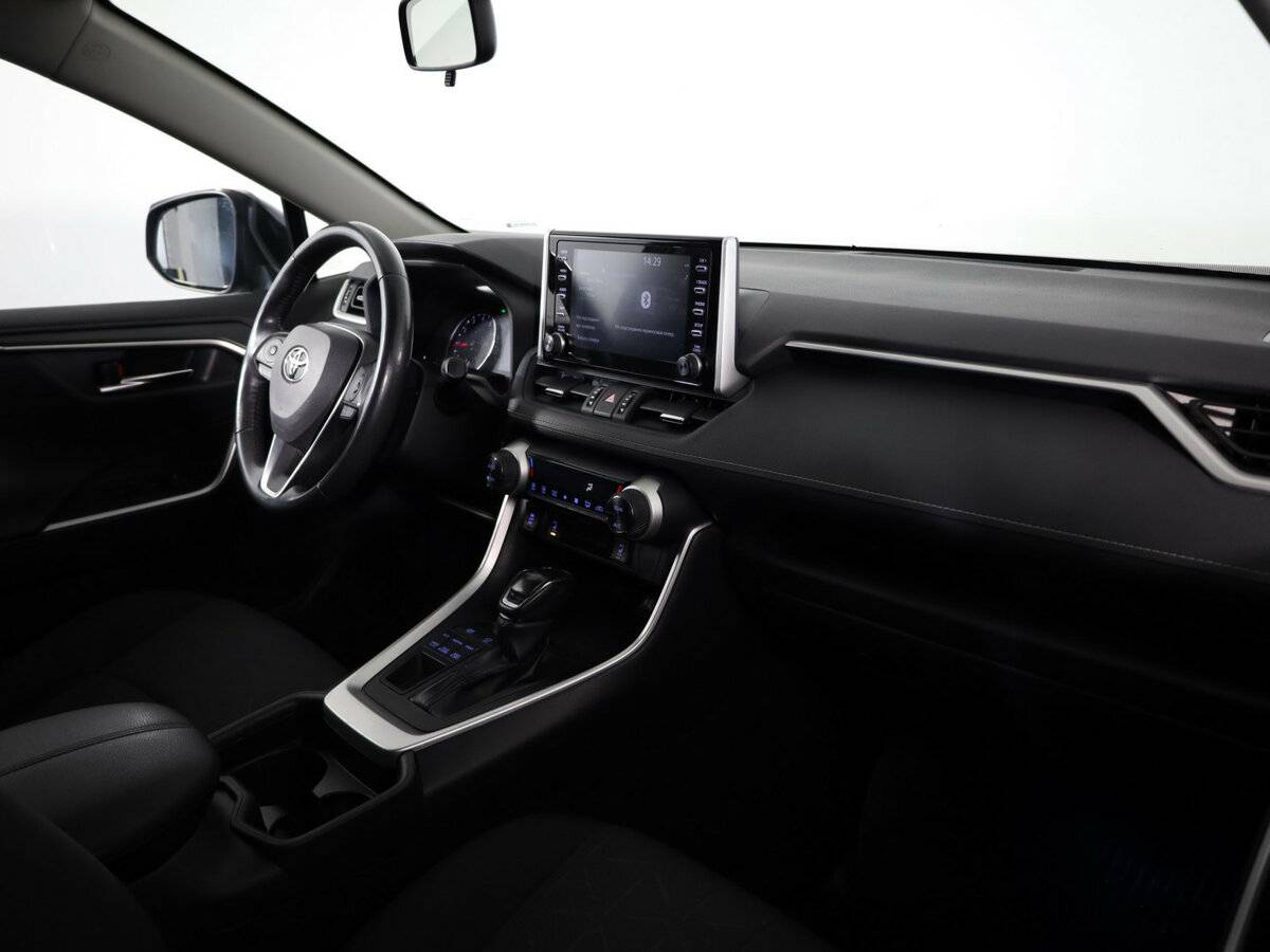 Купить Toyota RAV4 с пробегом. Фото: #10