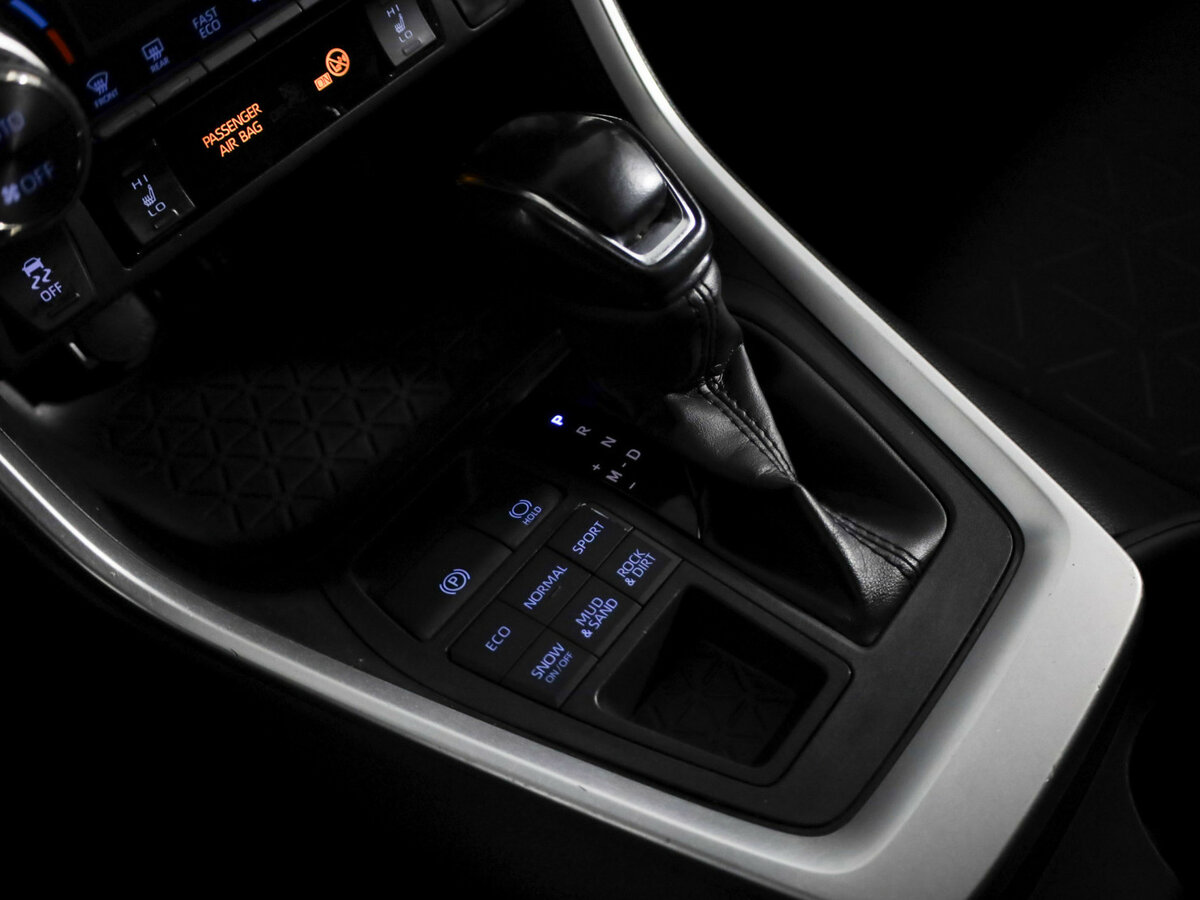 Купить Toyota RAV4 с пробегом. Фото: #19