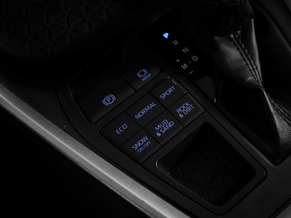 Купить Toyota RAV4 с пробегом. Фото: #23