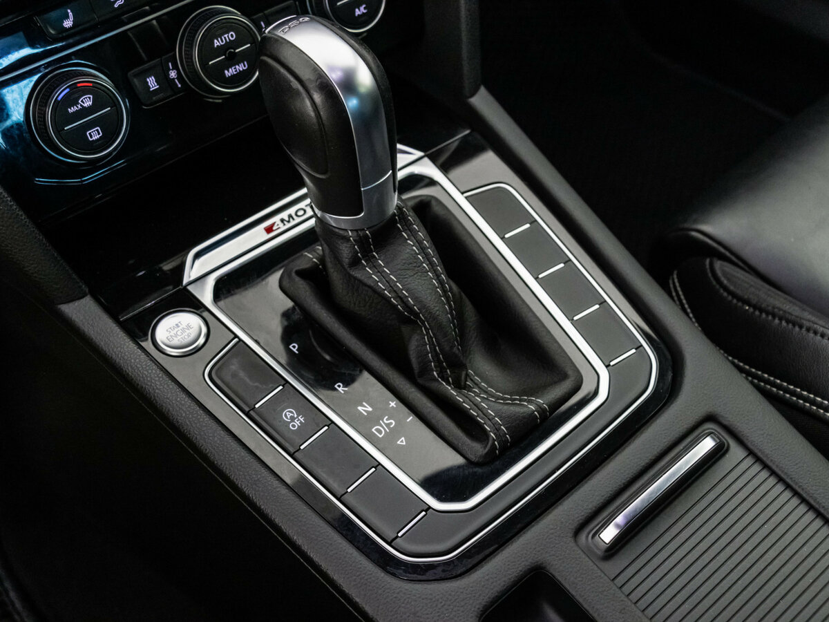 Купить Volkswagen Passat с пробегом. Фото: #18